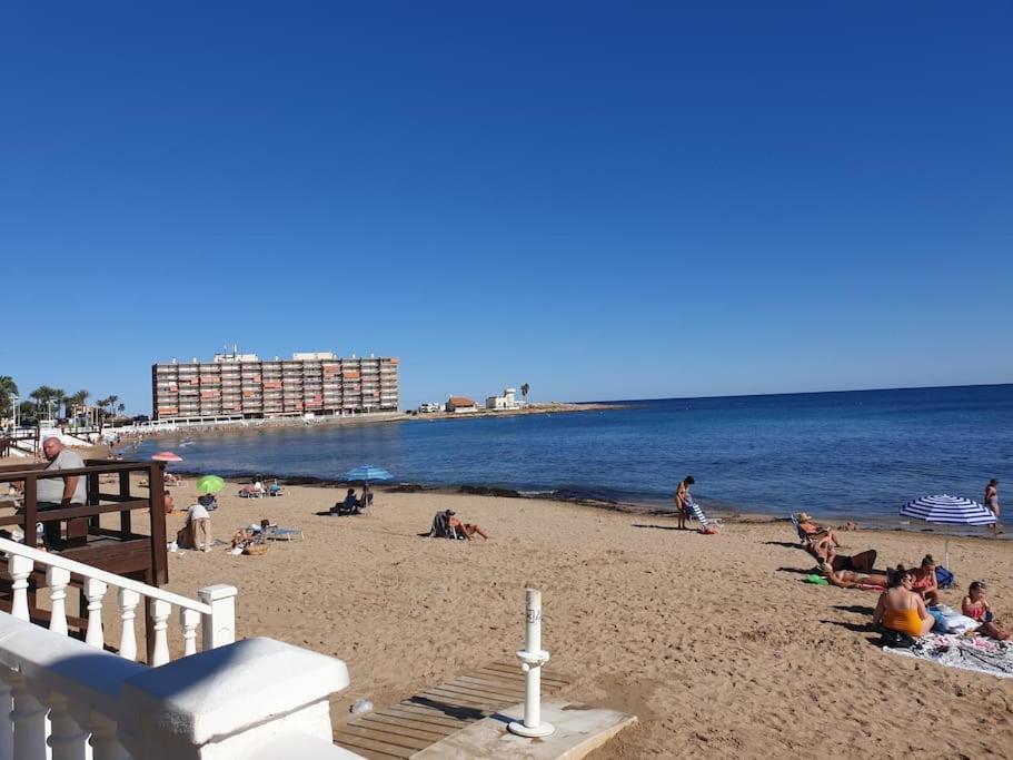 Nice Holidays Apartment In Torreveja, Τορεβιέχα Εξωτερικό φωτογραφία